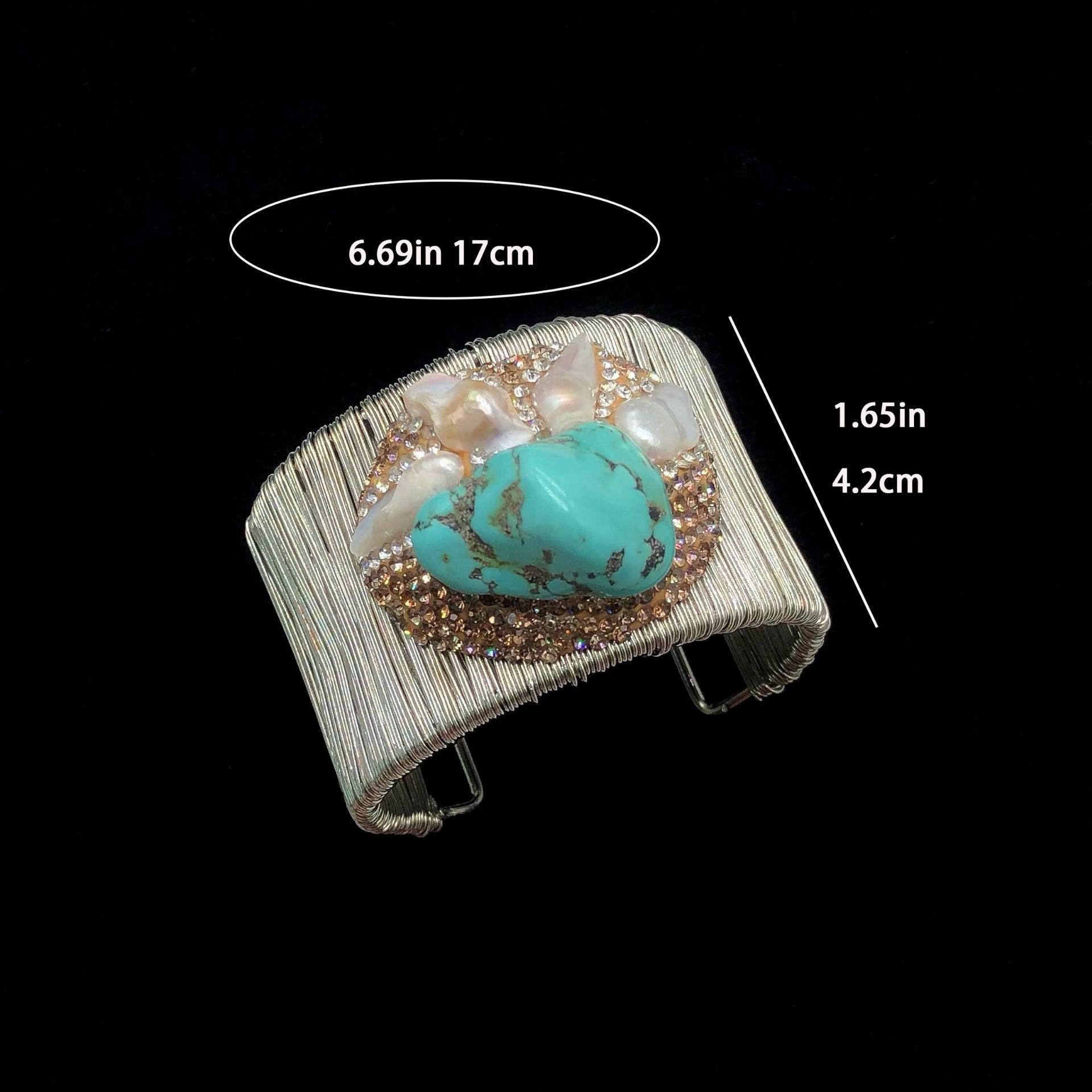 A wide - edged bracelet set with natural Baroque pearl turquoise in 17cm | Handmade Tibetan by Namtso Arte