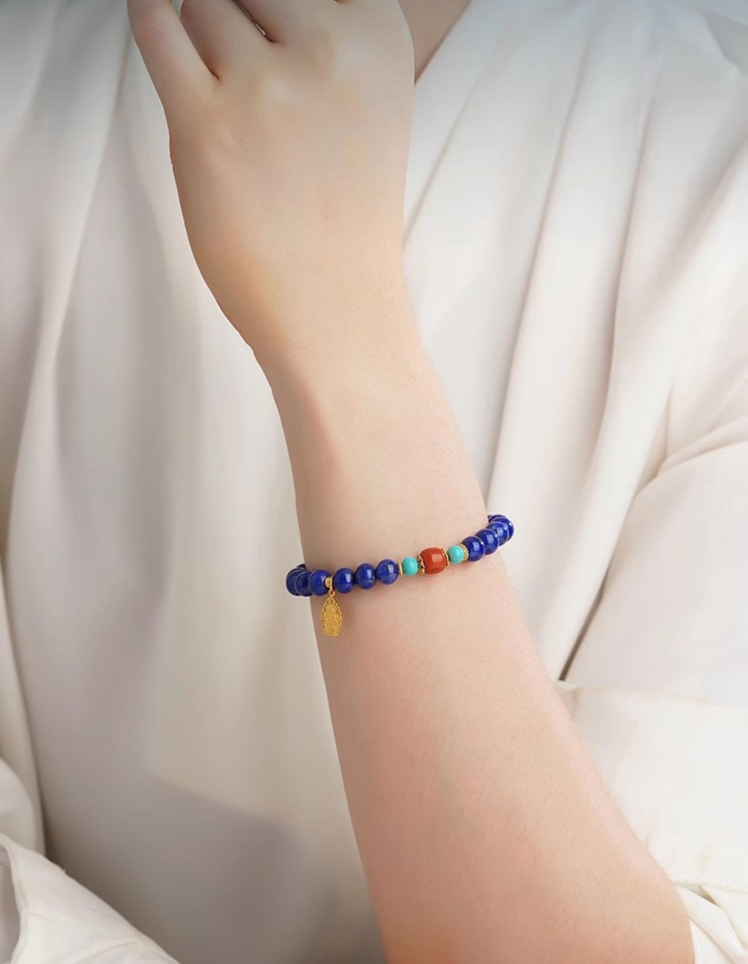 Lapis lazuli bracelet, Nan Hong turquoise accessory, ethnic style blue bead single loop bracelet in S 6.75 - 8 inch | Handmade Tibetan by Namtso Arte