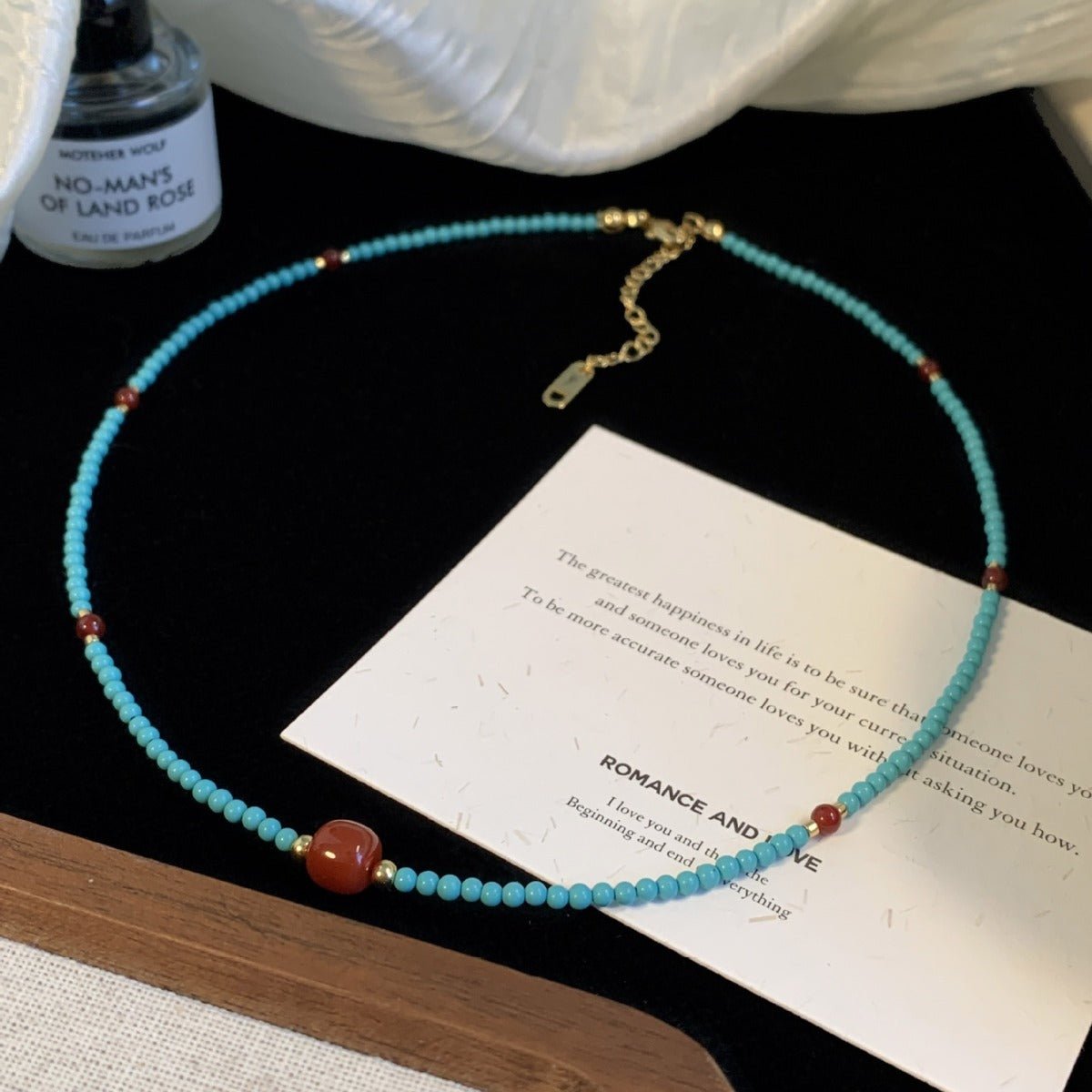 Turquoise and red agate beaded necklace in 41cm - 50cm | Handmade Tibetan by Namtso Arte