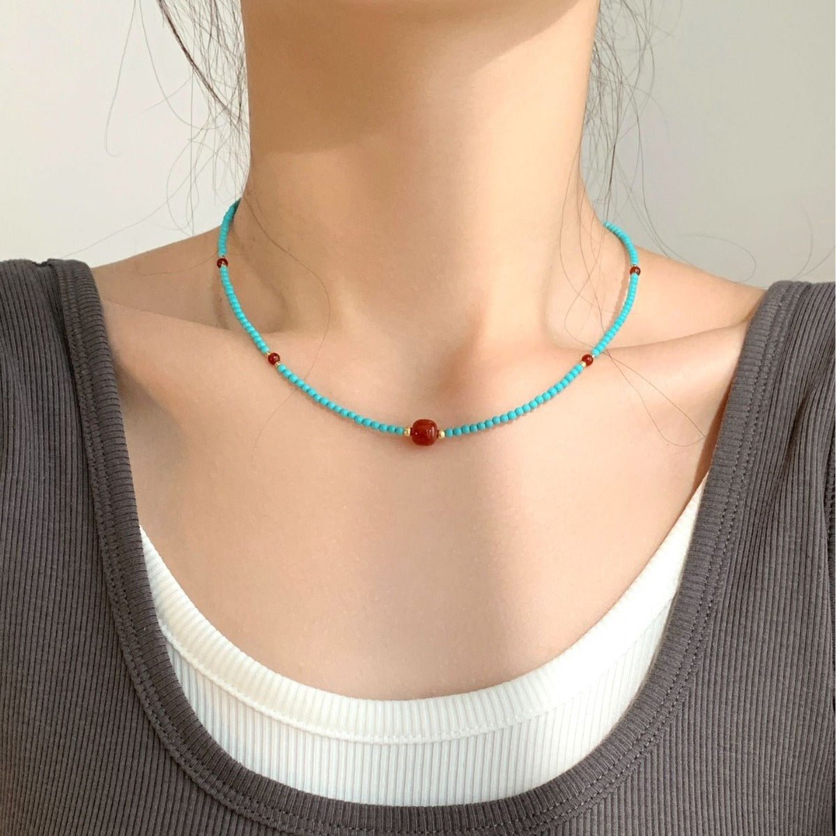 Turquoise and red agate beaded necklace in 41cm - 50cm | Handmade Tibetan by Namtso Arte